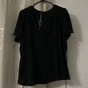 Lack flutter sleeve top